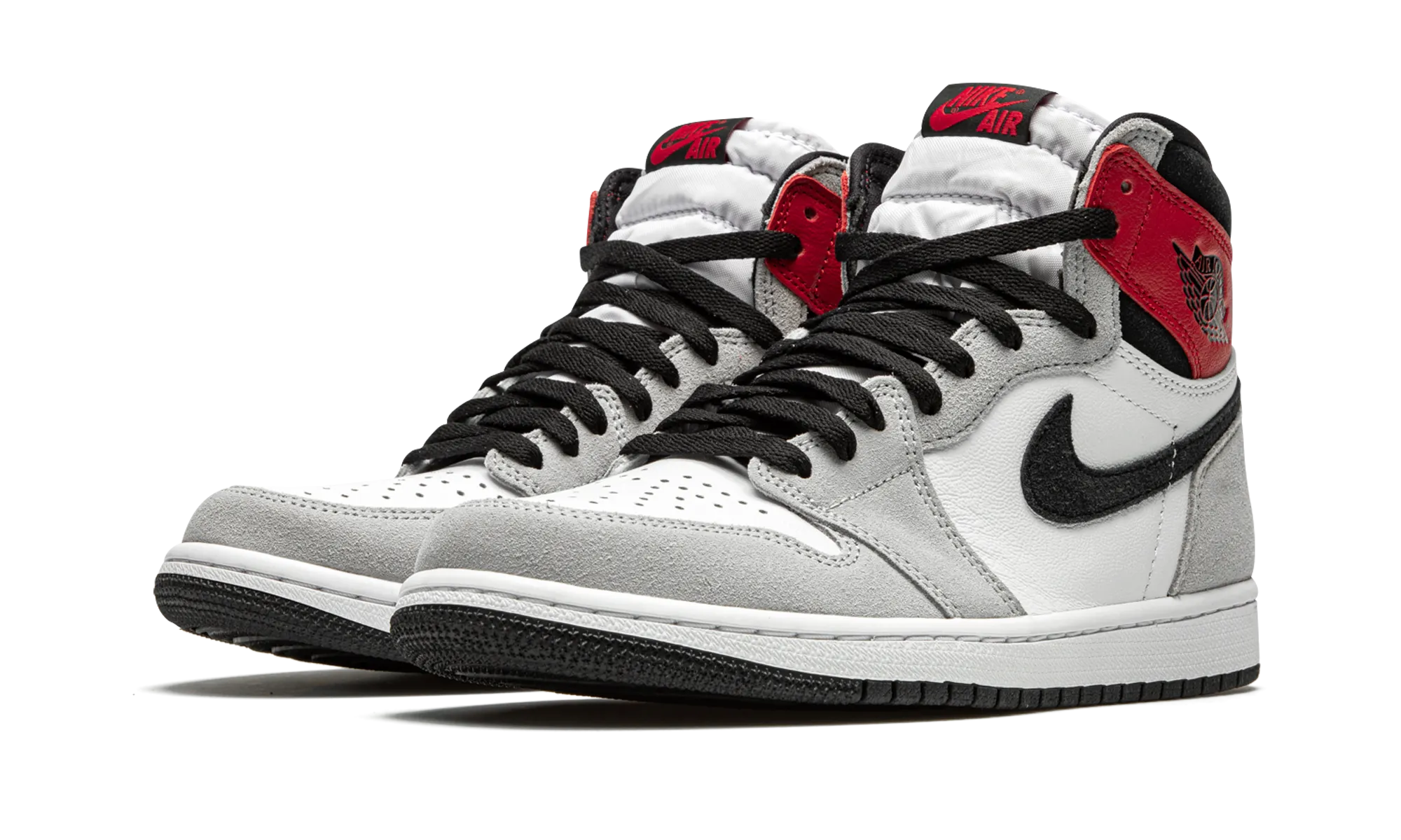 Air Jordan 1 Retro High OG Light Smoke Grey
