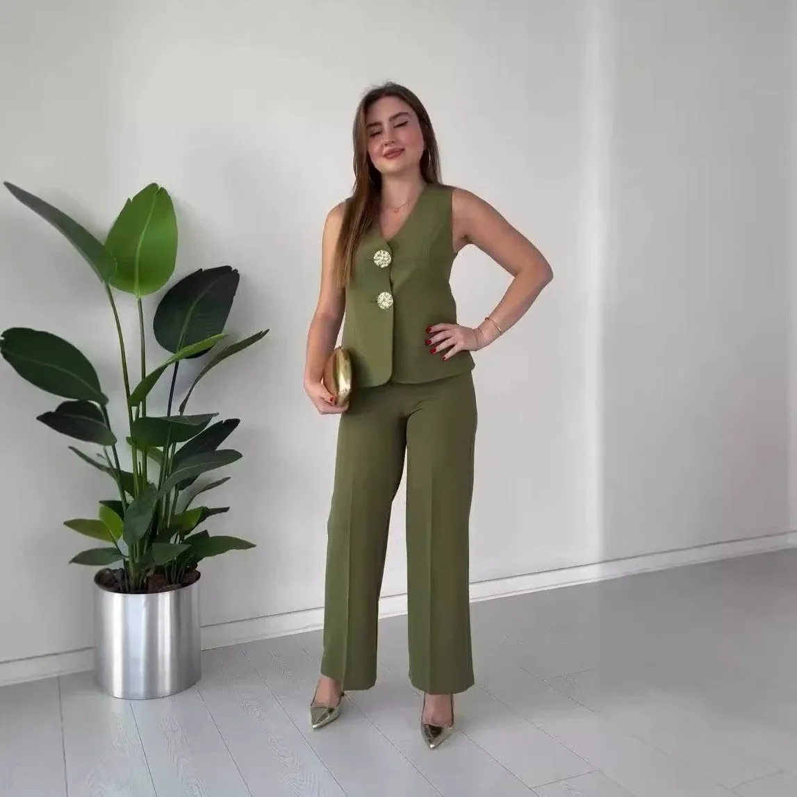 Chic Sleeveless Tailored Vest and Wide-Leg Pants Two-Piece Set
