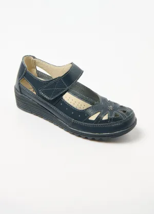 Comfort width Velcro sandals