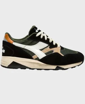 Diadora N902 Trainers Kombu Green/Black