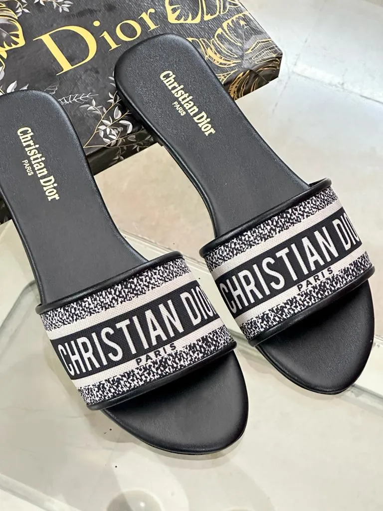 DIOR FLATS (Black Dior)