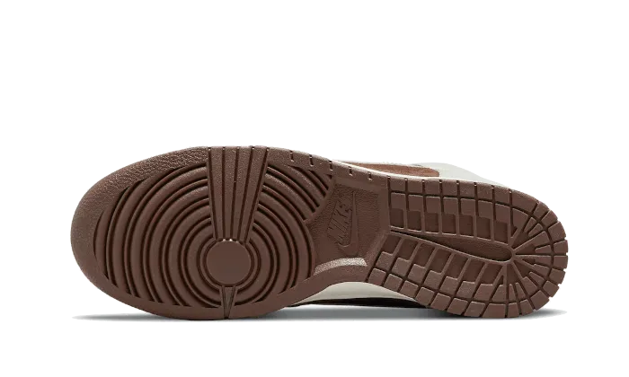 Dunk High Light Chocolate