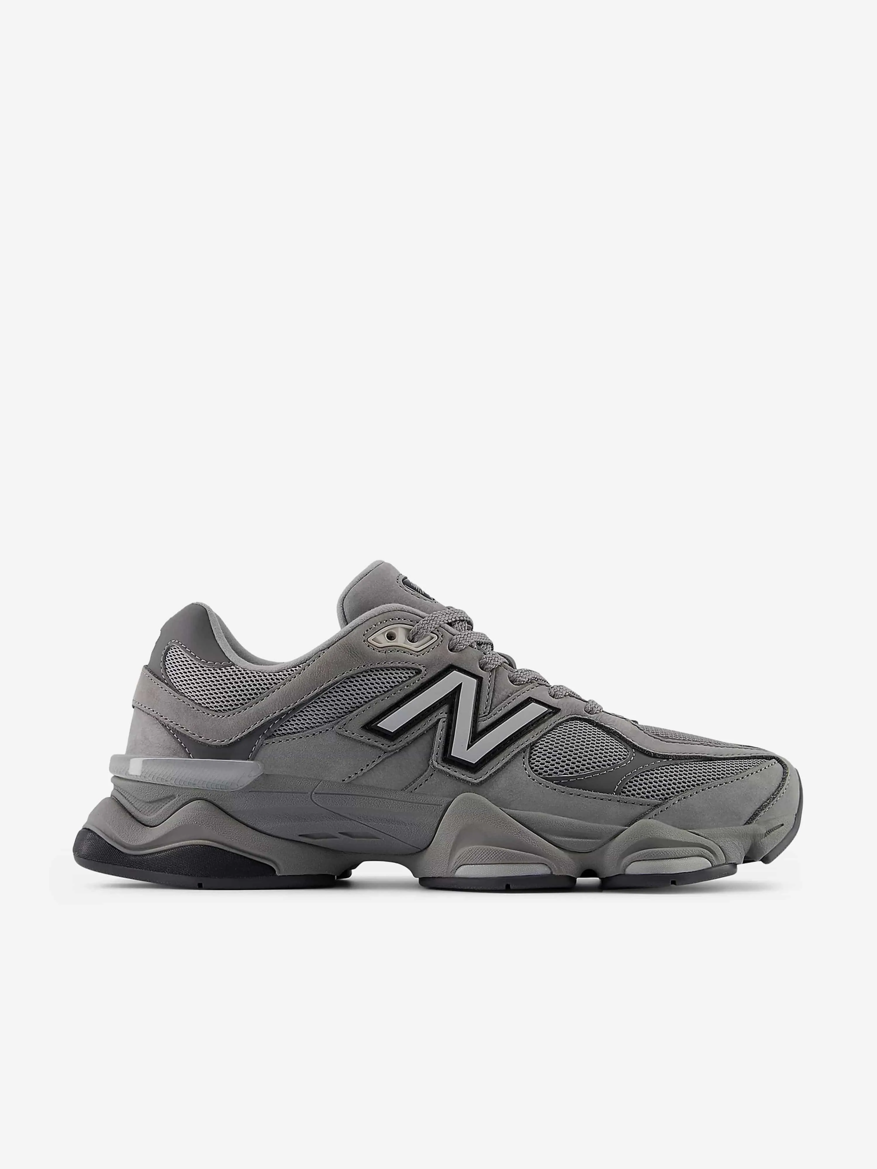 Kids 9060 Trainers in Grey