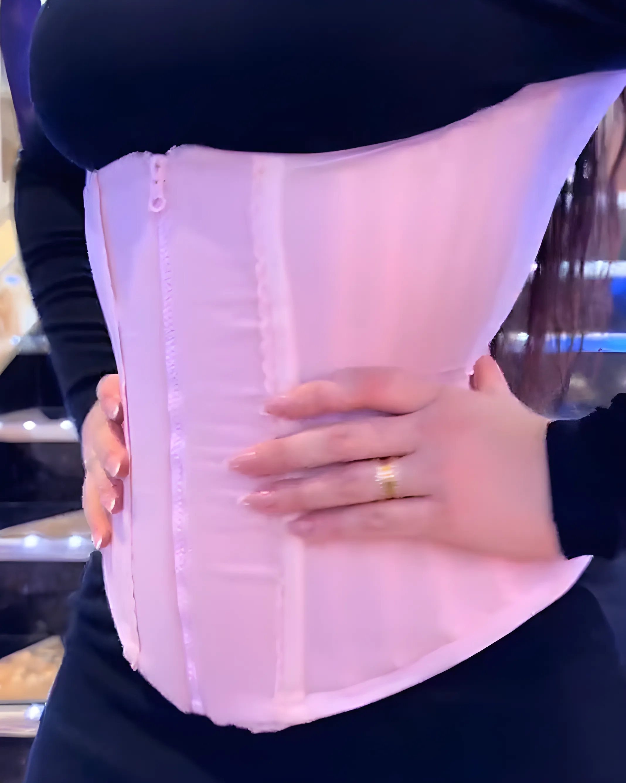 Lace Hourglass Shaping Waist Trainer
