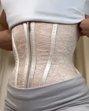 Lace Print Waist Trainer with Straps