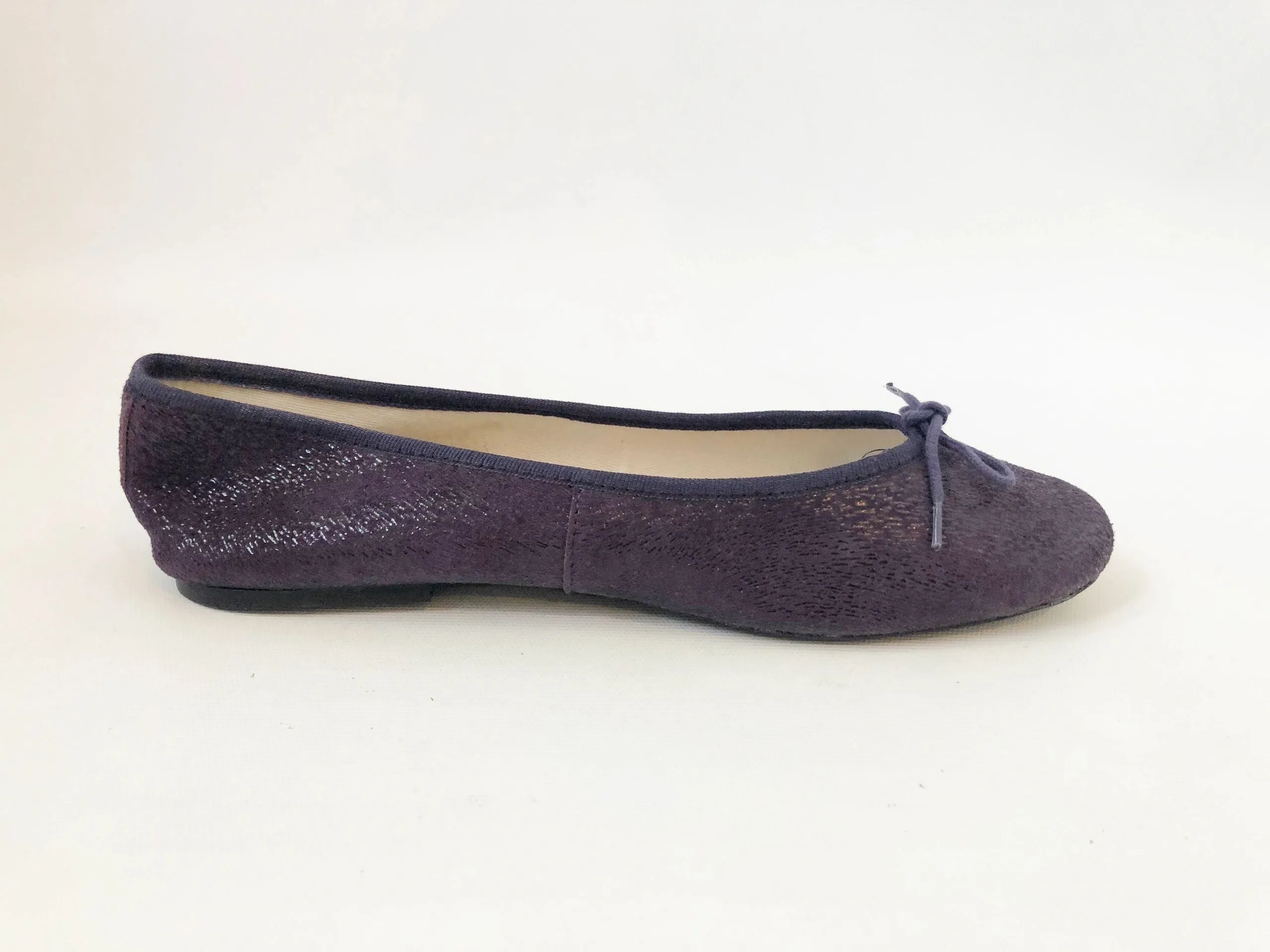 NEW Hirica Suede Ballet Flats Size 41 It (11 Us)