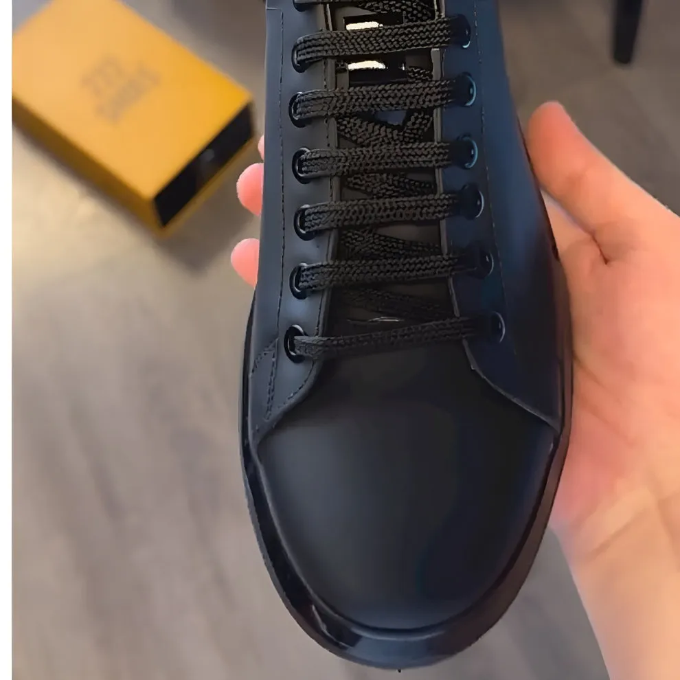 NICHOLAS | BLACK SNEAKERS