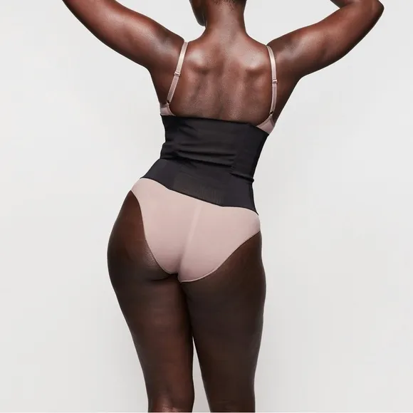NWT Waist Trainer | Onyx | Skims