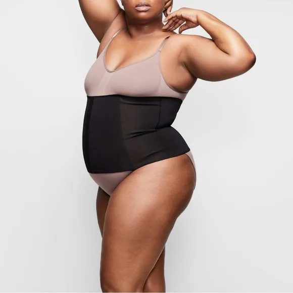NWT Waist Trainer | Onyx | Skims