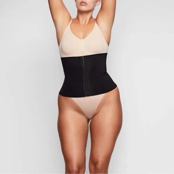 NWT Waist Trainer | Onyx | Skims