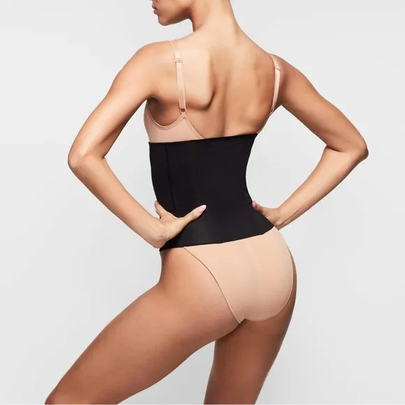 NWT Waist Trainer | Onyx | Skims