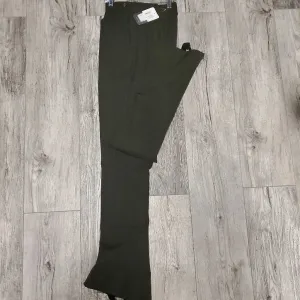 Ovation Green Jods