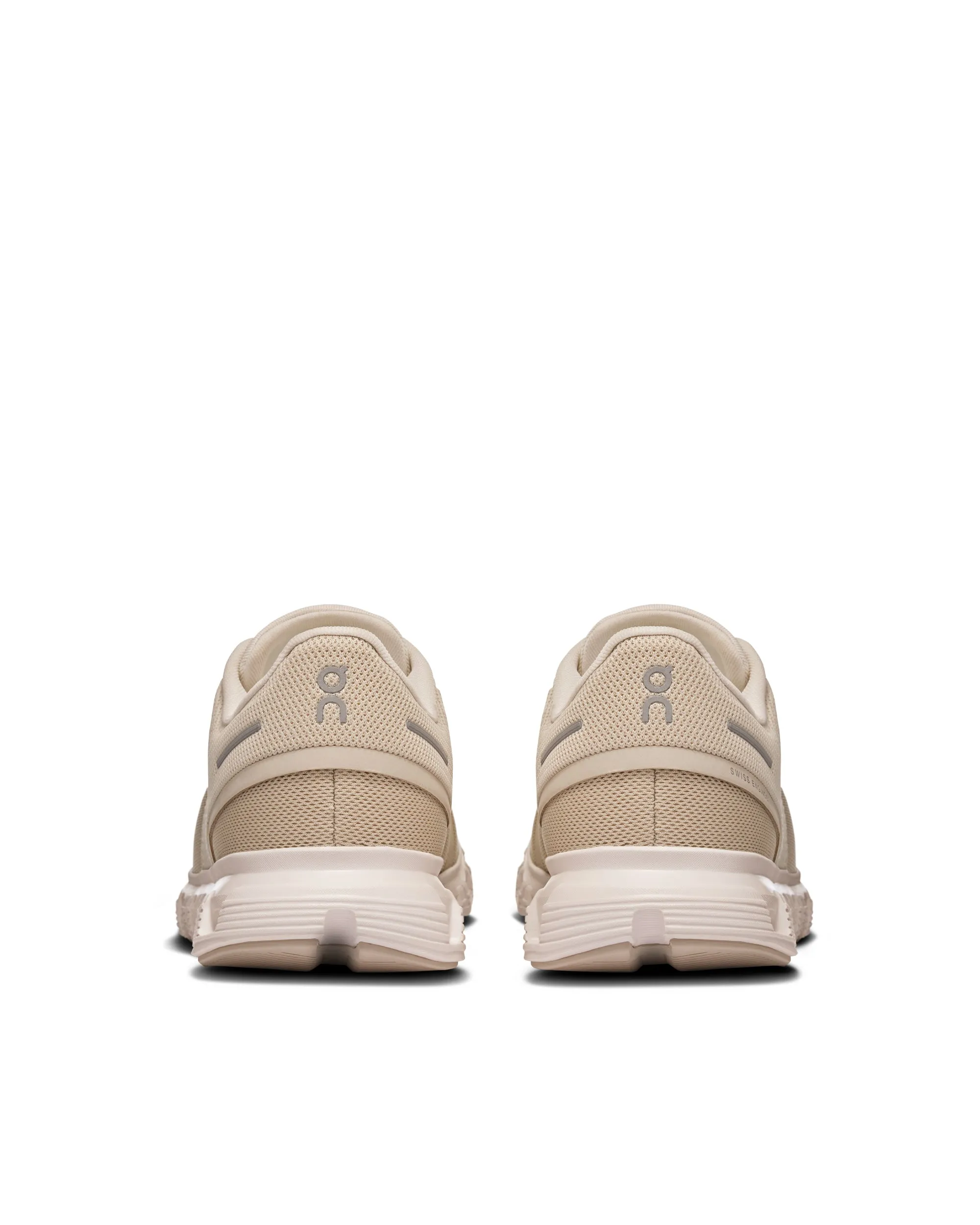 På Sneakers Cloud 6 Coast Pearl/White