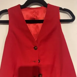 Red Vest MTCU