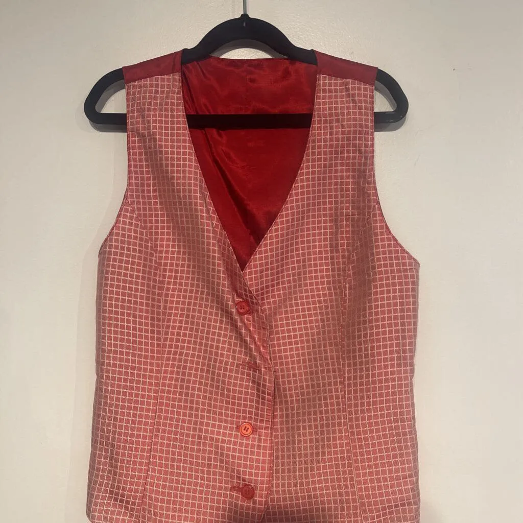 Red/White Vest