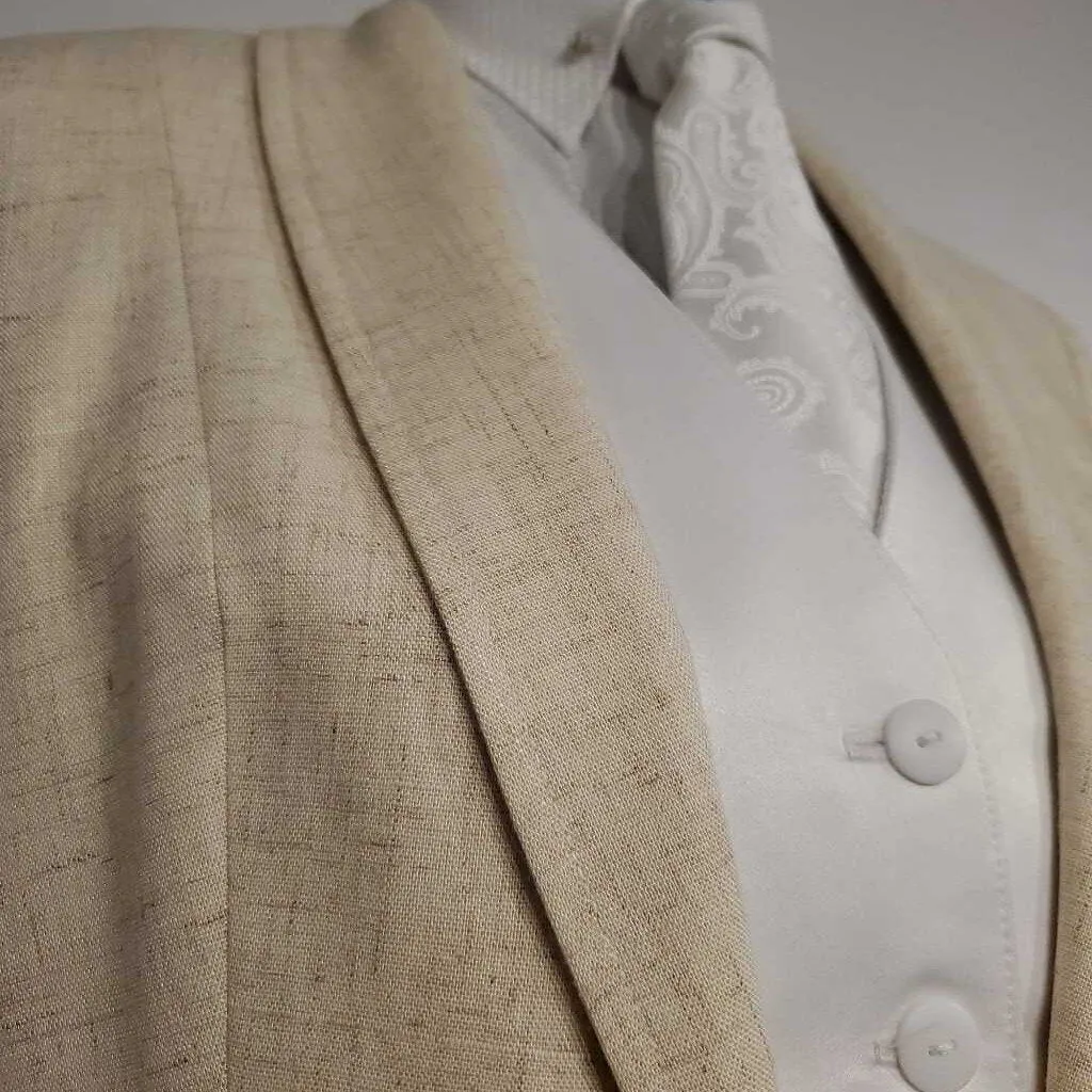 Reed Hill Cream Linen Coat