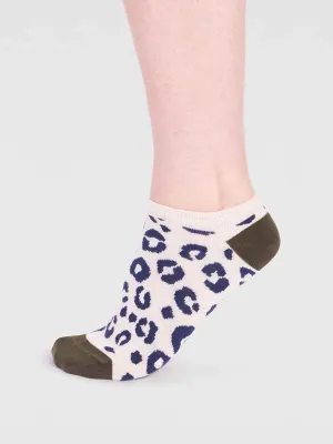 Reese Bamboo Leopard Trainer Socks in Cream by Thought, Size 4-7