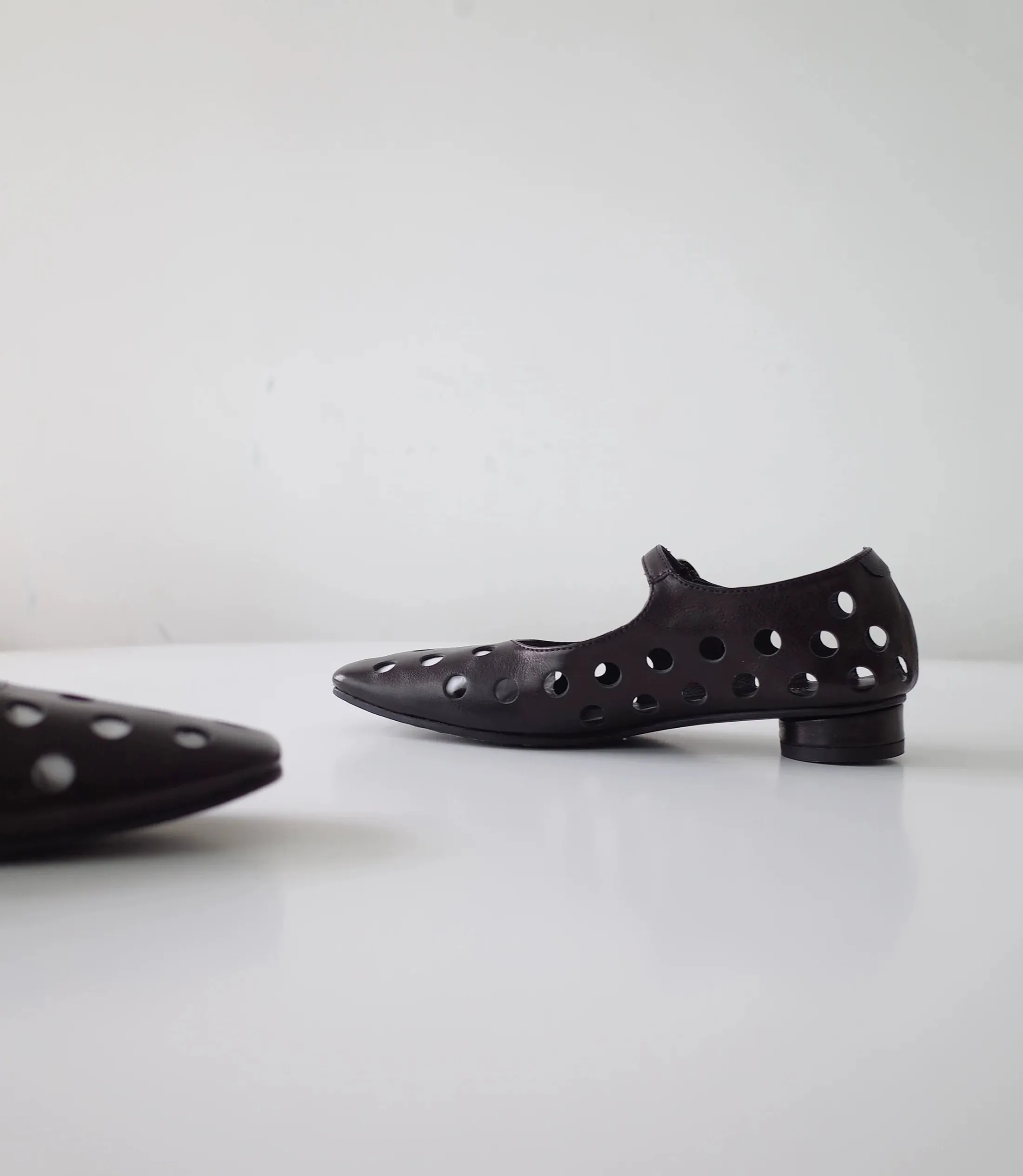 Retro Perforated Mary Jane Shoes
