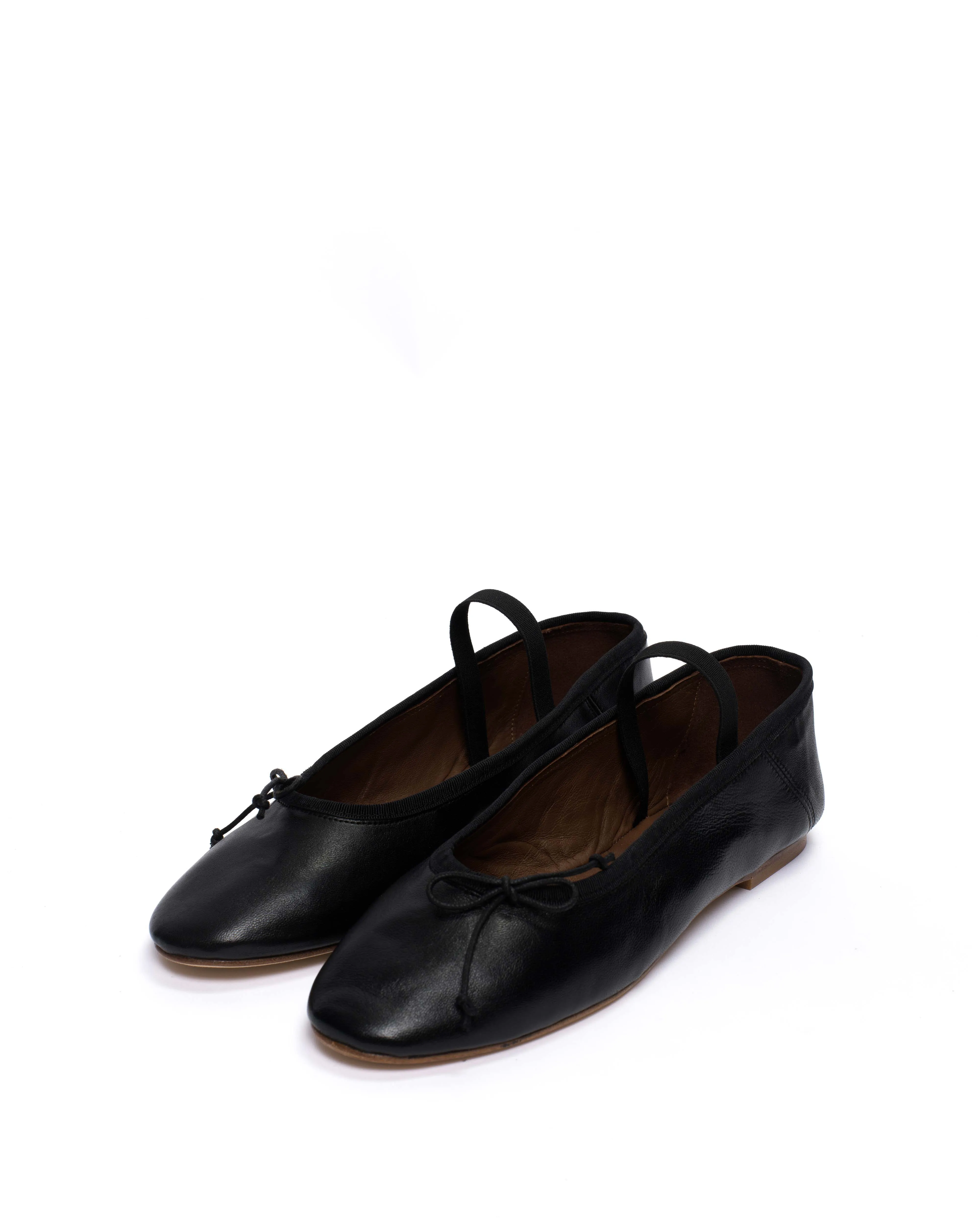 Rhina Silky lamb Black