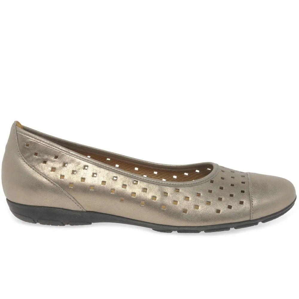 Ruffle Metallic