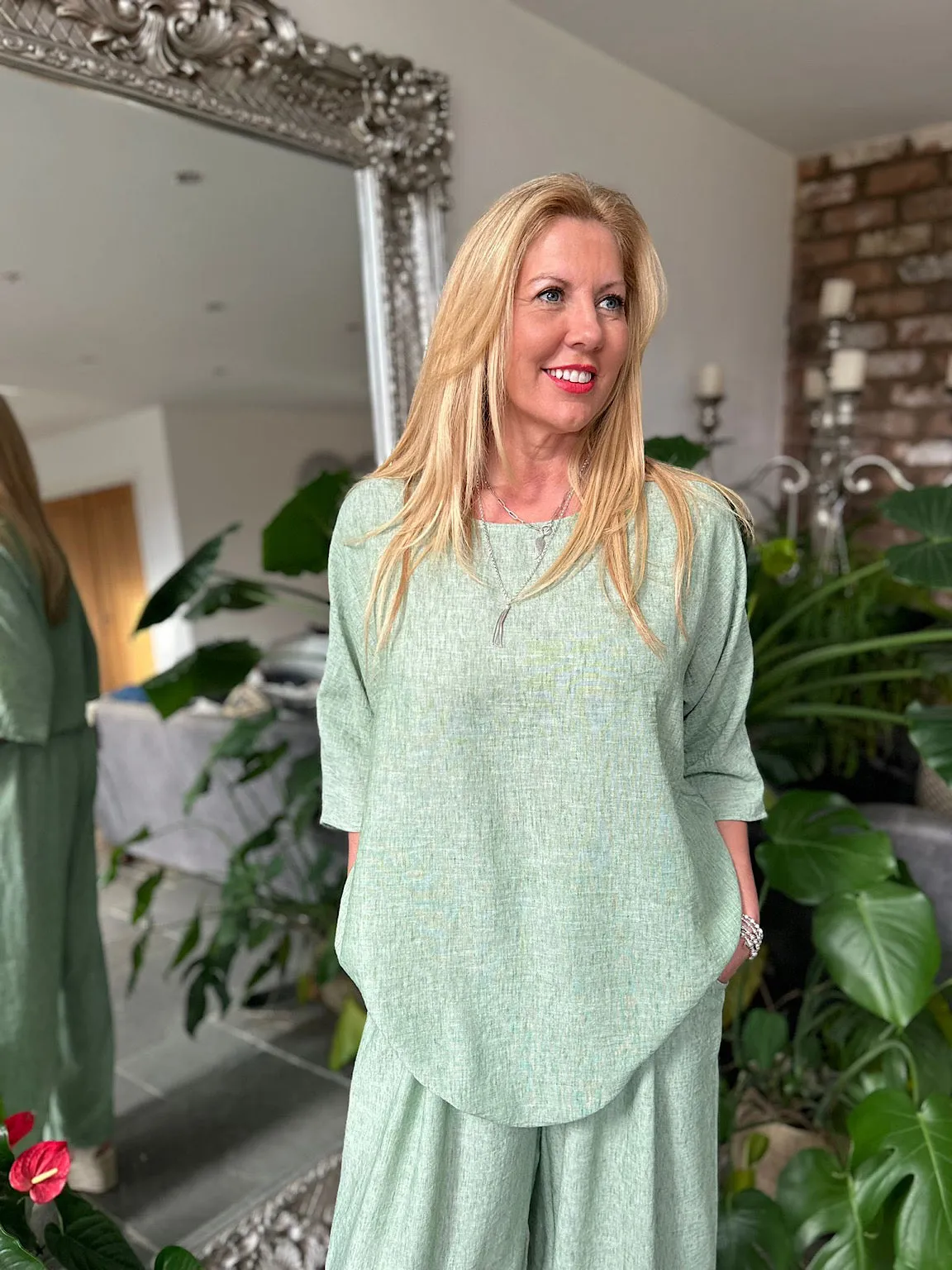 Sage Short Sleeve Round Neck Top Kirsty