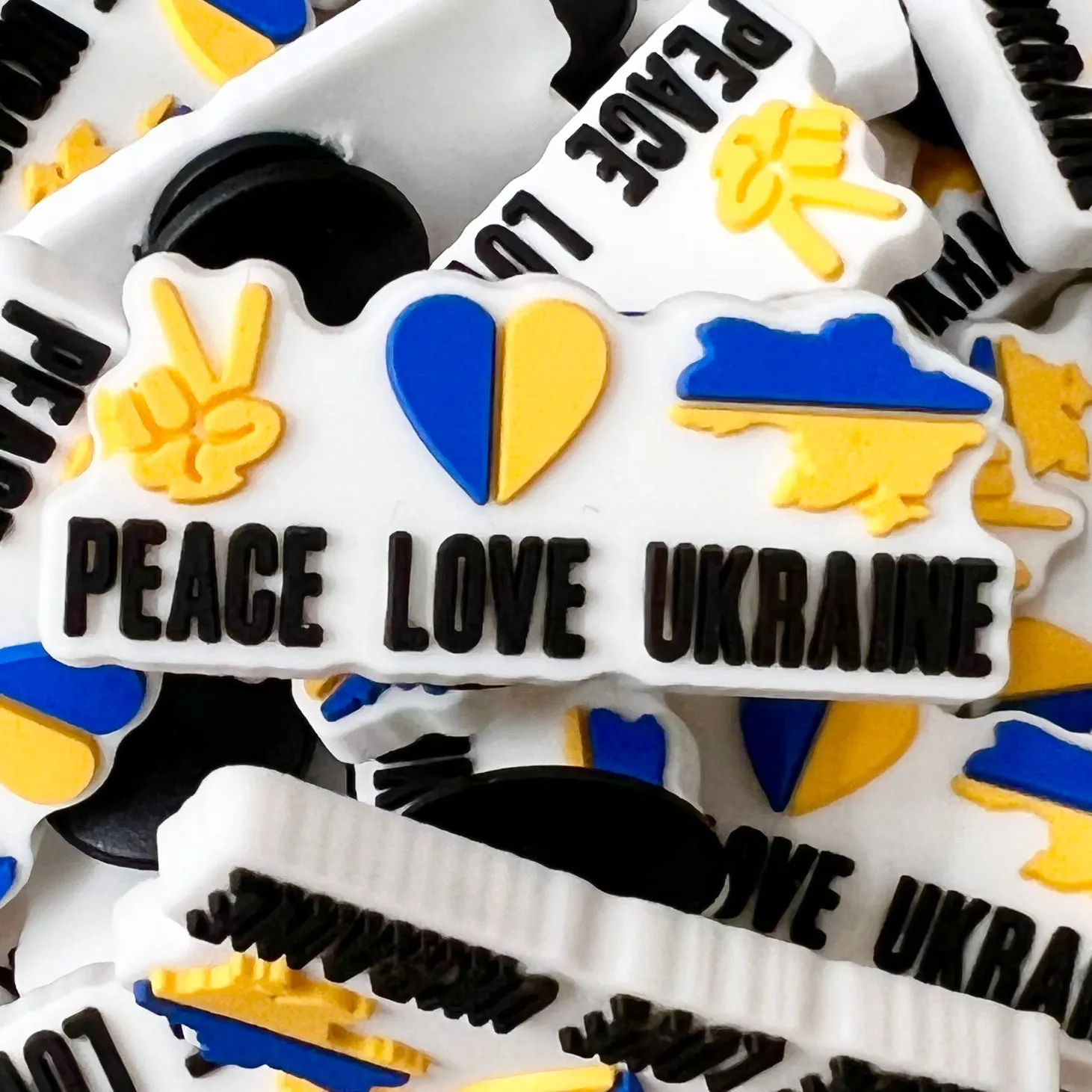SHOE CHARMS - PEACE LOVE UKRAINE