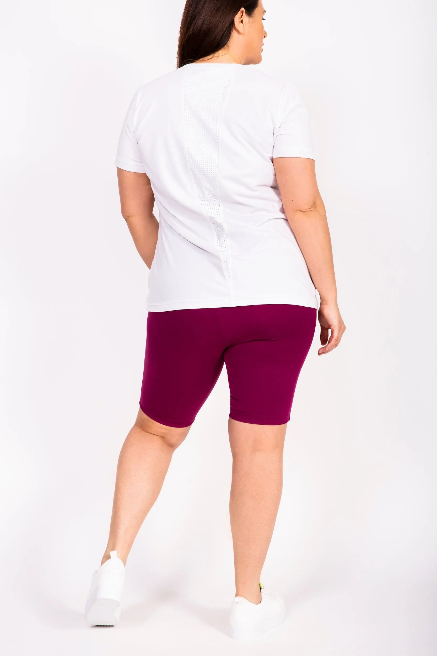 Short Sport Le Everywhere 8'' Taille Plus (Magenta) de MOOV Activewear
