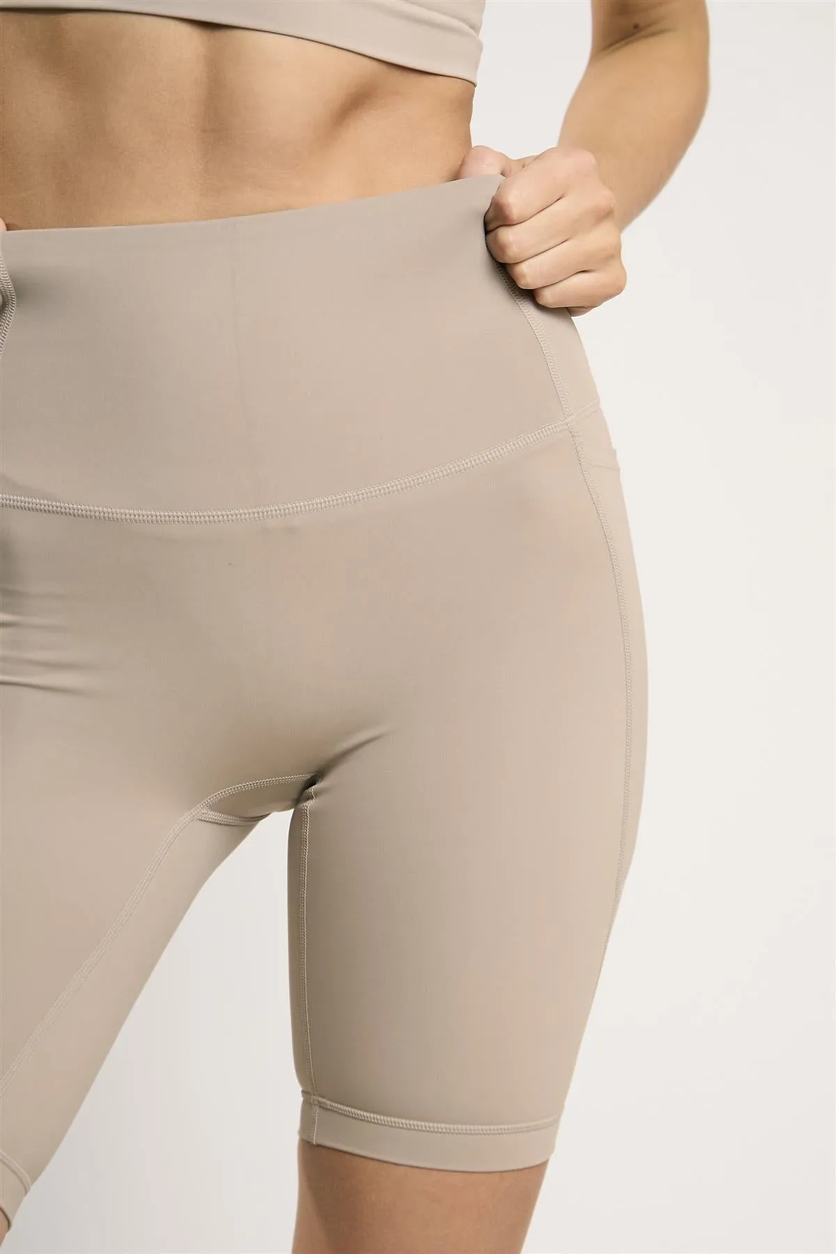 Signature Gravel Invisible-Pocket Shorts