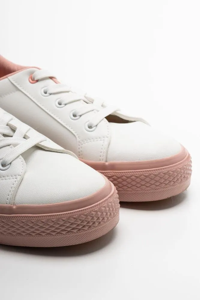 Sneaker White