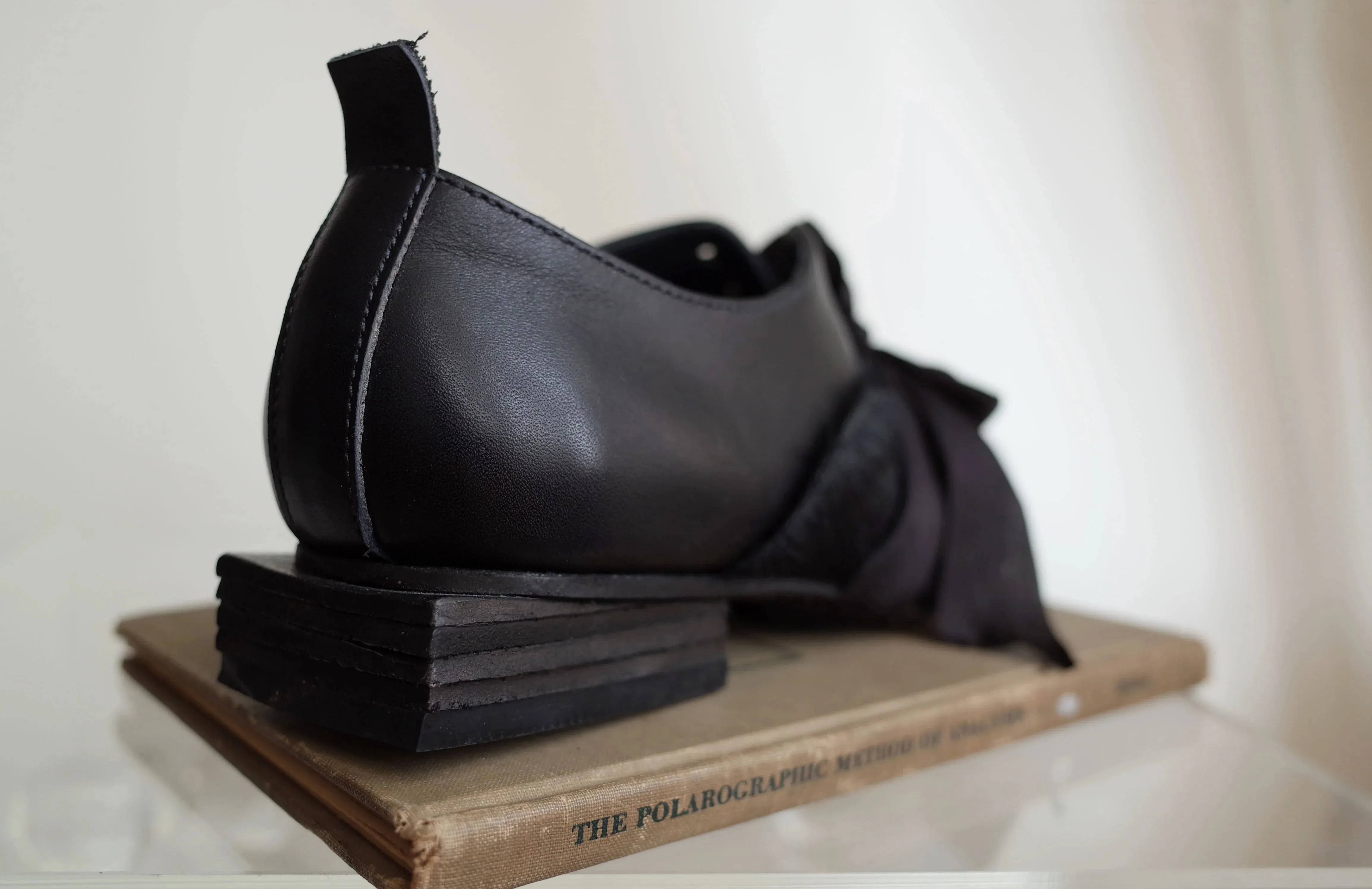 Square Heel Lace-up Leather Shoes