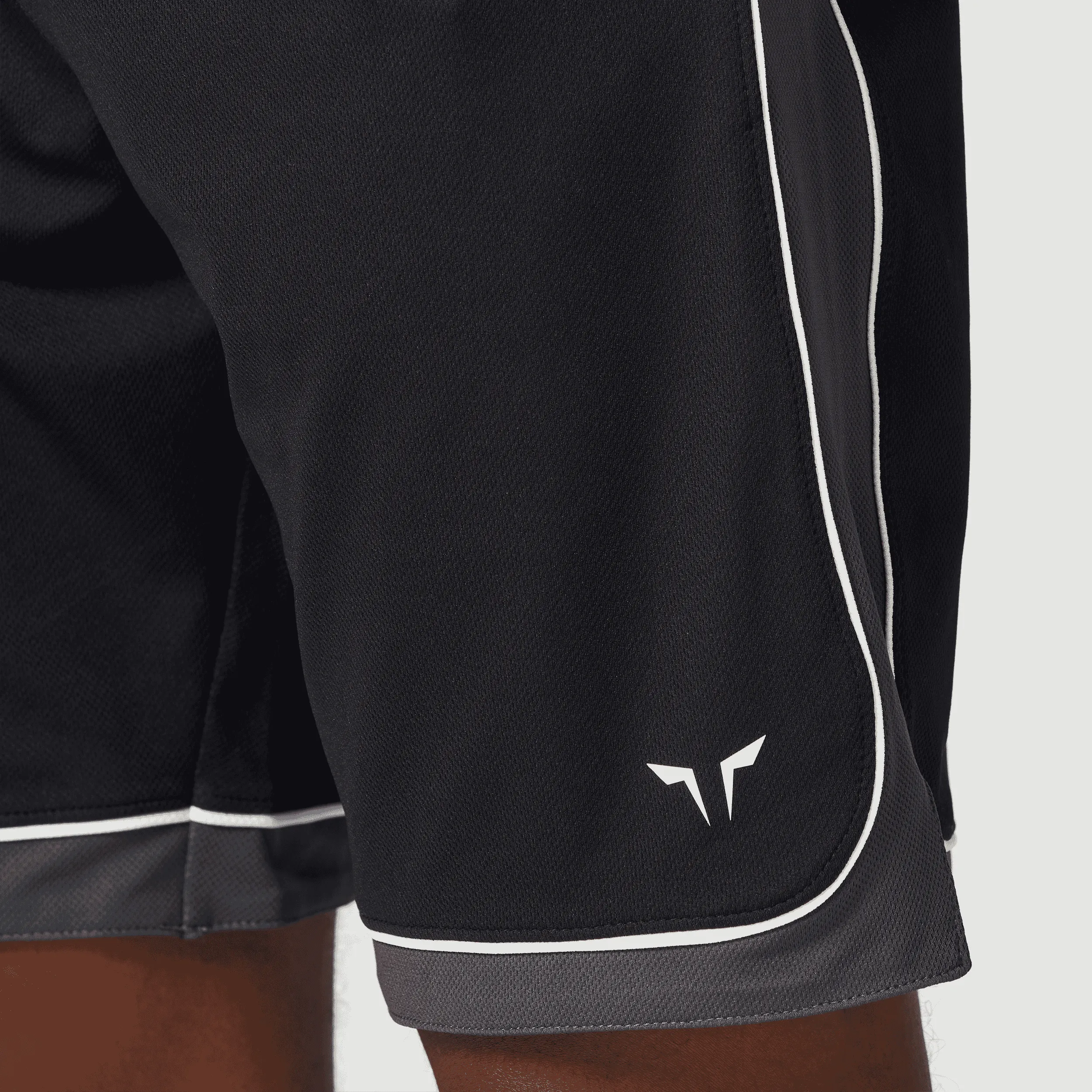 SQUATWOLF 9" BASKETBALL SHORTS