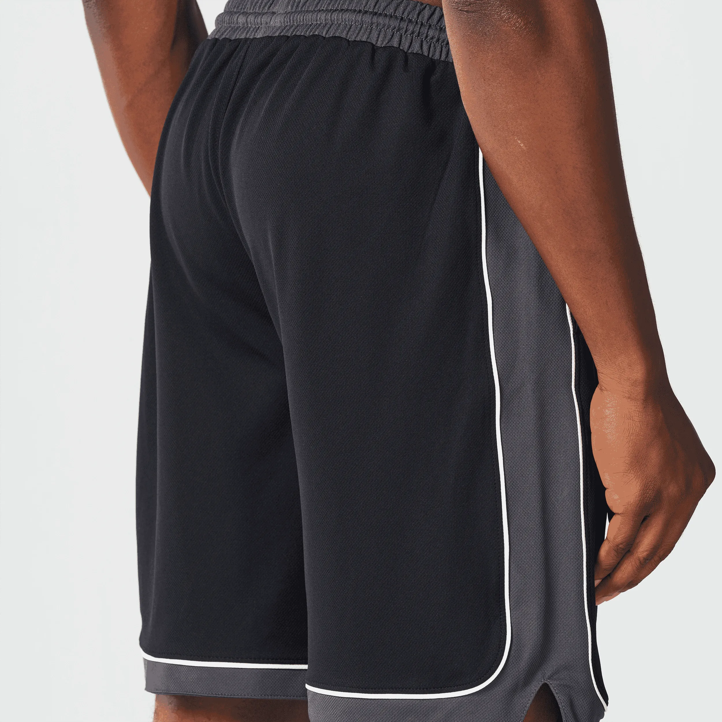 SQUATWOLF 9" BASKETBALL SHORTS