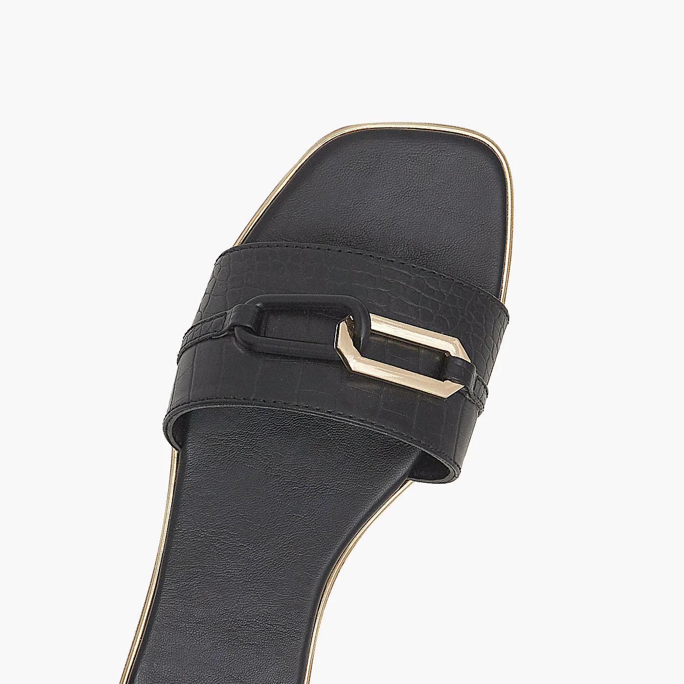 Suave Textured Chappal