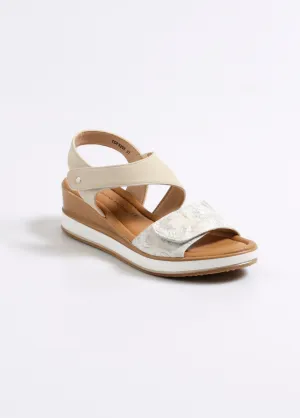 Wedge sandals with Velcro straps